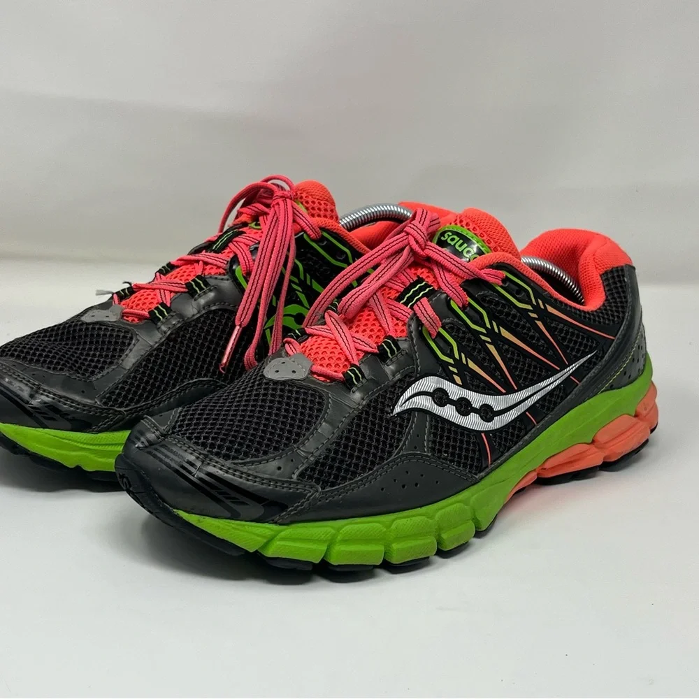 Woman’s Saucony Lancer 2 Neon Green and Pink Running Shoes Sz‎ 10